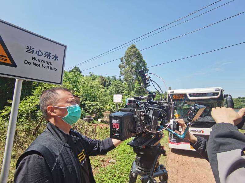 汶川县宣传片拍摄公司实施项目经理PMO管理：交付准时率达99.9%